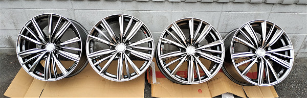 驚きの破格値，新品 極上 ウェッズ レオニスＦＹ 18インチ&times;8ｊ+42 114.3 ホイールのみ4本 クラウン アルファード ヴェルファイア ハリアー 他(5穴)｜売買されたオークション情報、yahooの商品情報をアーカイブ公 5穴