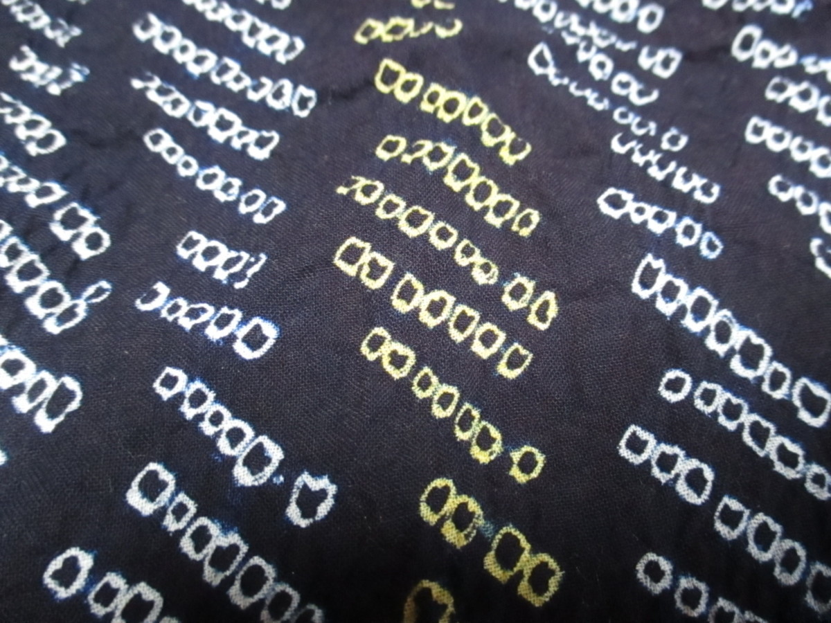 フリーサイズ〔伝統的工芸品 有松 伝統工芸品 ー愛知県 さんち大辞典｜有松鳴海絞り きものKUREHA D254【有松・鳴海絞り】浴衣地 綿 絞りの技法の数々 見本布 伝統工芸品 リメイクisy098