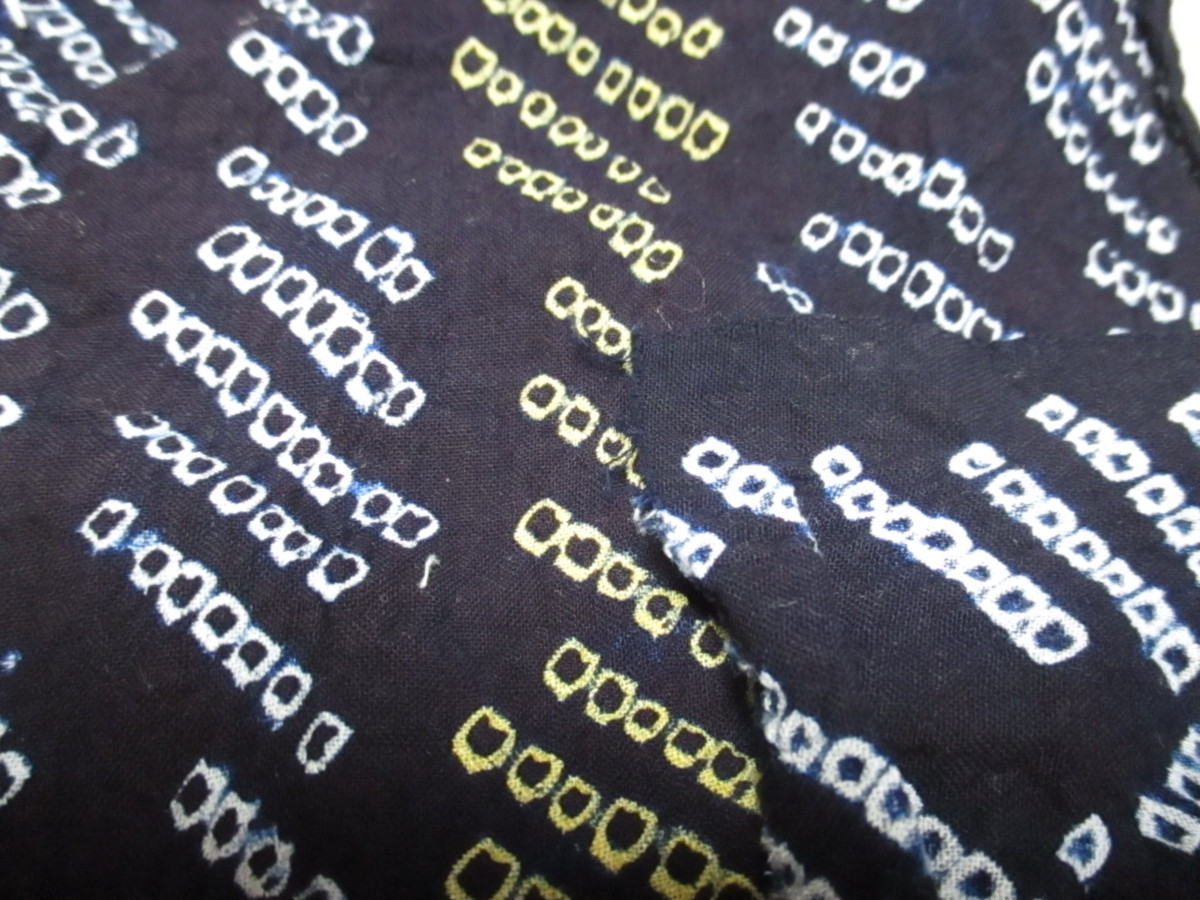 フリーサイズ〔伝統的工芸品 有松 伝統工芸品 ー愛知県 さんち大辞典｜有松鳴海絞り きものKUREHA D254【有松・鳴海絞り】浴衣地 綿 絞りの技法の数々 見本布 伝統工芸品 リメイクisy098