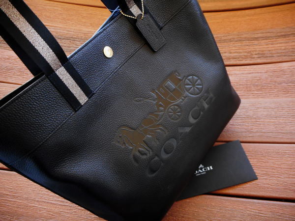 LA冬新作♪日本未発売♪COACH ビッグロゴ 馬車ロゴ キャンバス リファインド ペプルド レザー ジェス 高級トート バッグ 1896 -Black-