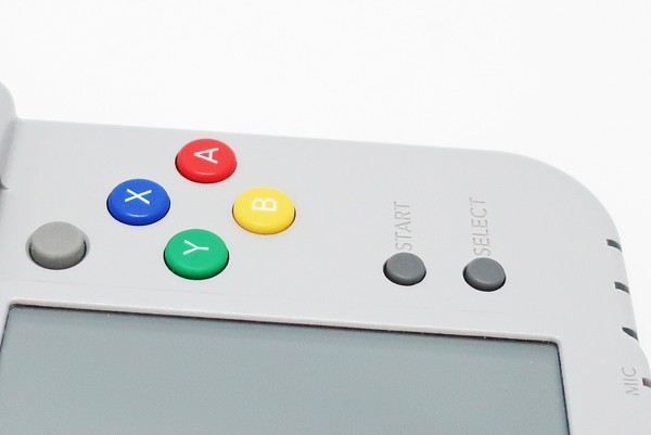 ○【任天堂】Newニンテンドー3DS LL スーパーファミコンエディション