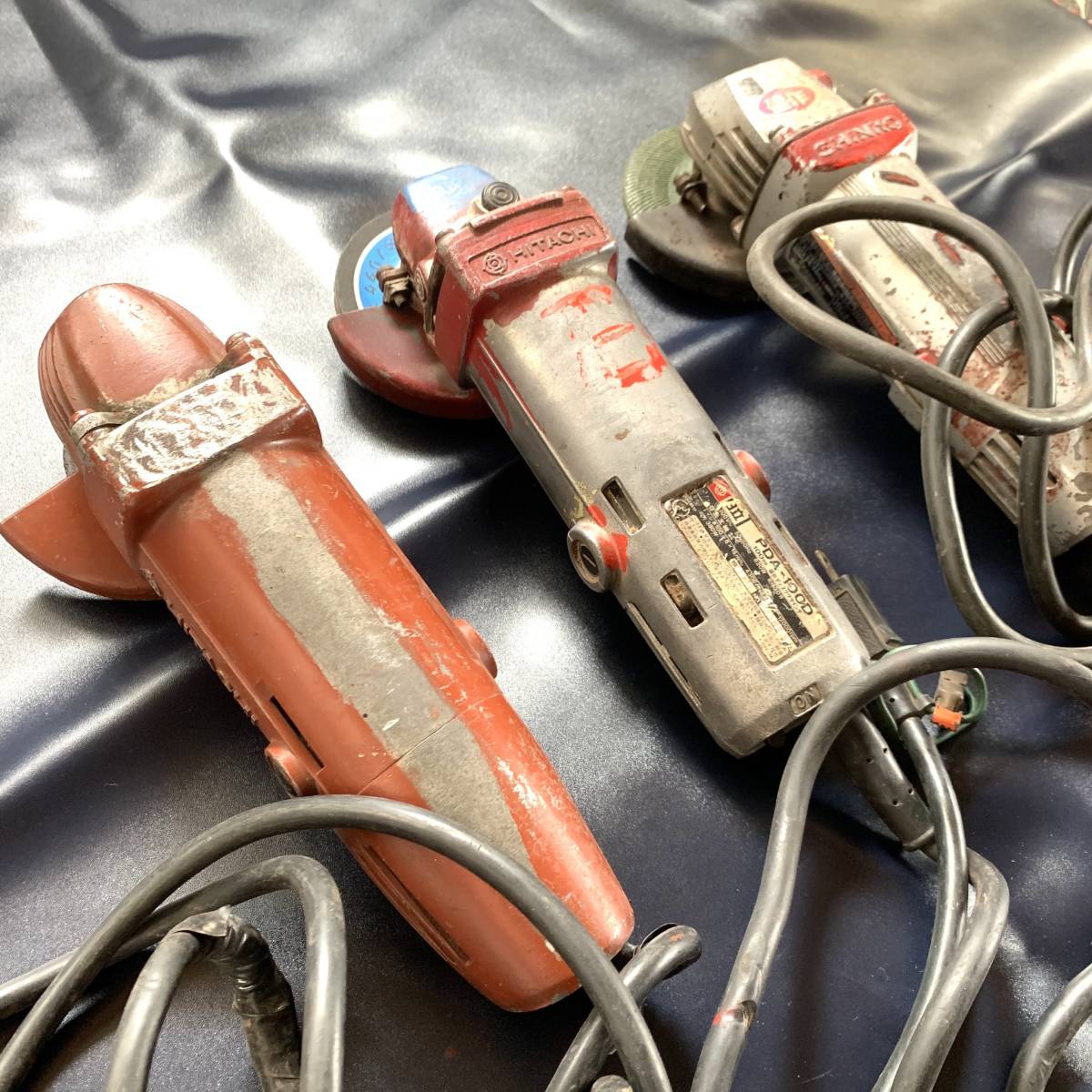 NY10-117【現状品】日立工機 100㎜ 電気ディスクグラインダー PDH-100J 