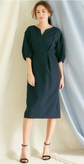 Icb大きいサイズ44 15号今季キーネックパフスリーブワンピース紺 ワンピース 売買されたオークション情報 Yahooの商品情報をアーカイブ公開 オークファン Aucfan Com