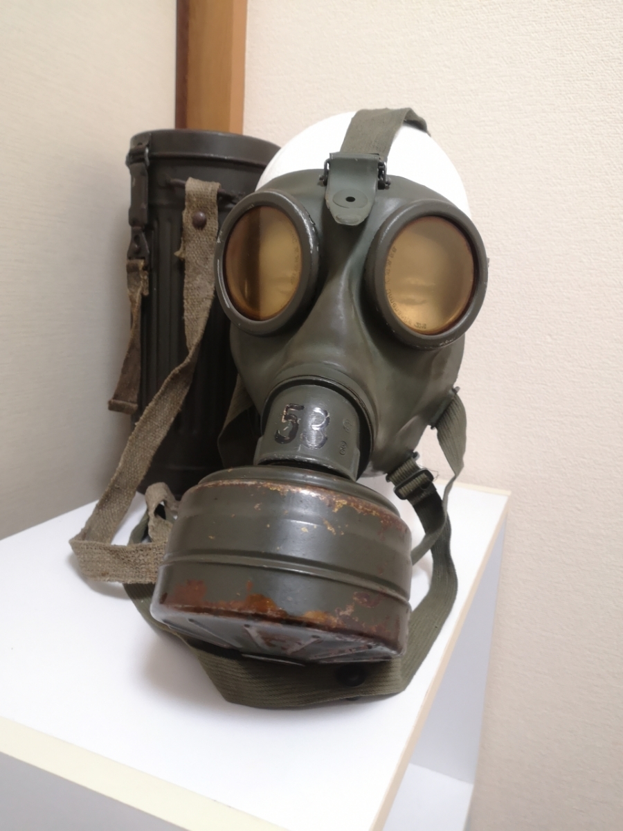 【人気SALE，格安】 実物 ドイツ軍 m38 ガスマスク 収納缶付き(個人装備)｜売買されたオークション情報、yahooの商品情報をアーカイブ公開 - オークファン その他
