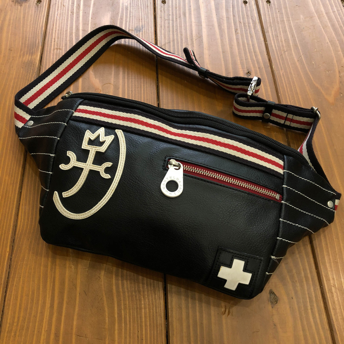 CASTELBAJAC カステルバジャック BIGロゴ入り ワンショルダー ボディ 