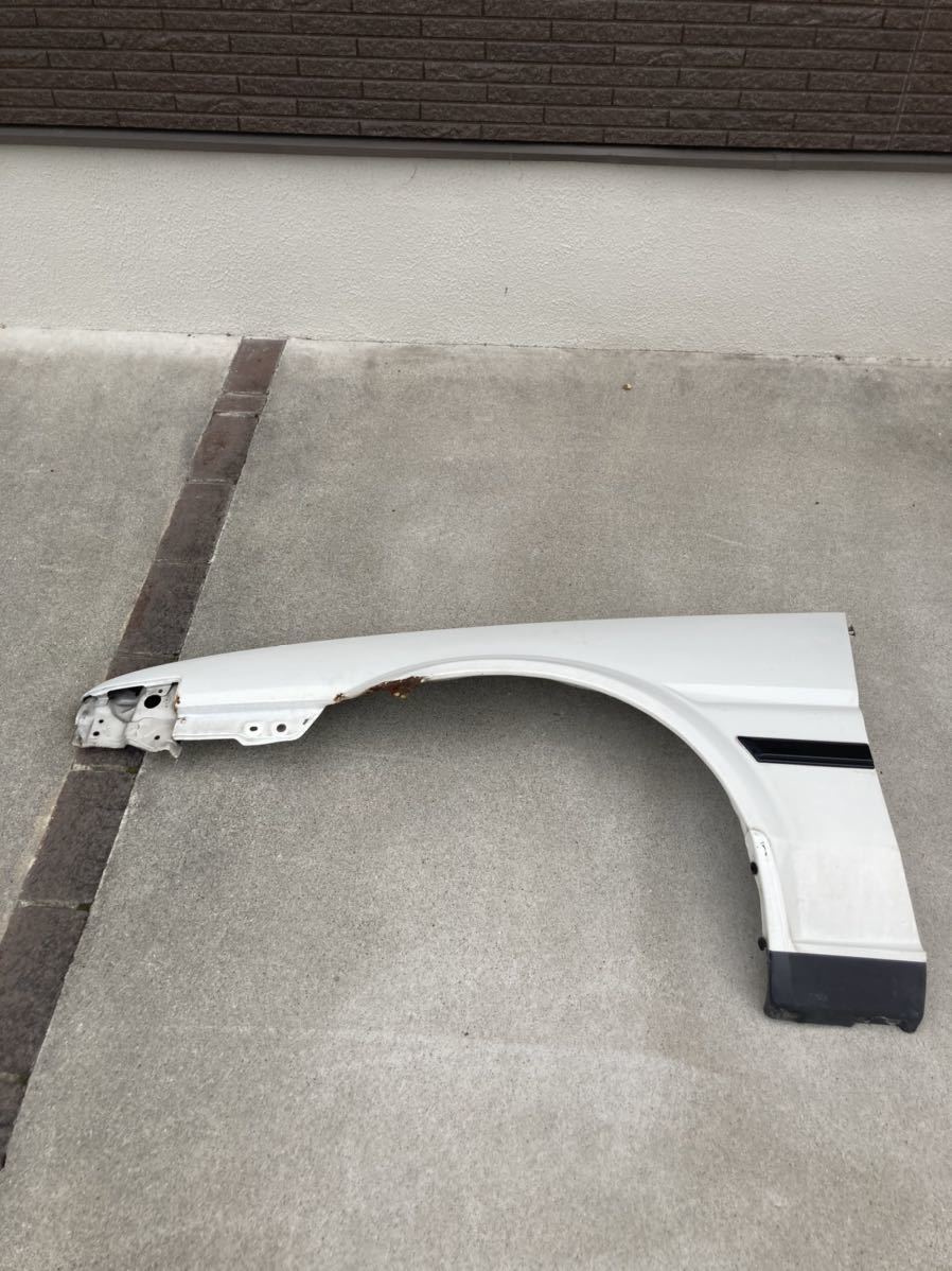AE86トレノ　純正フェンダー