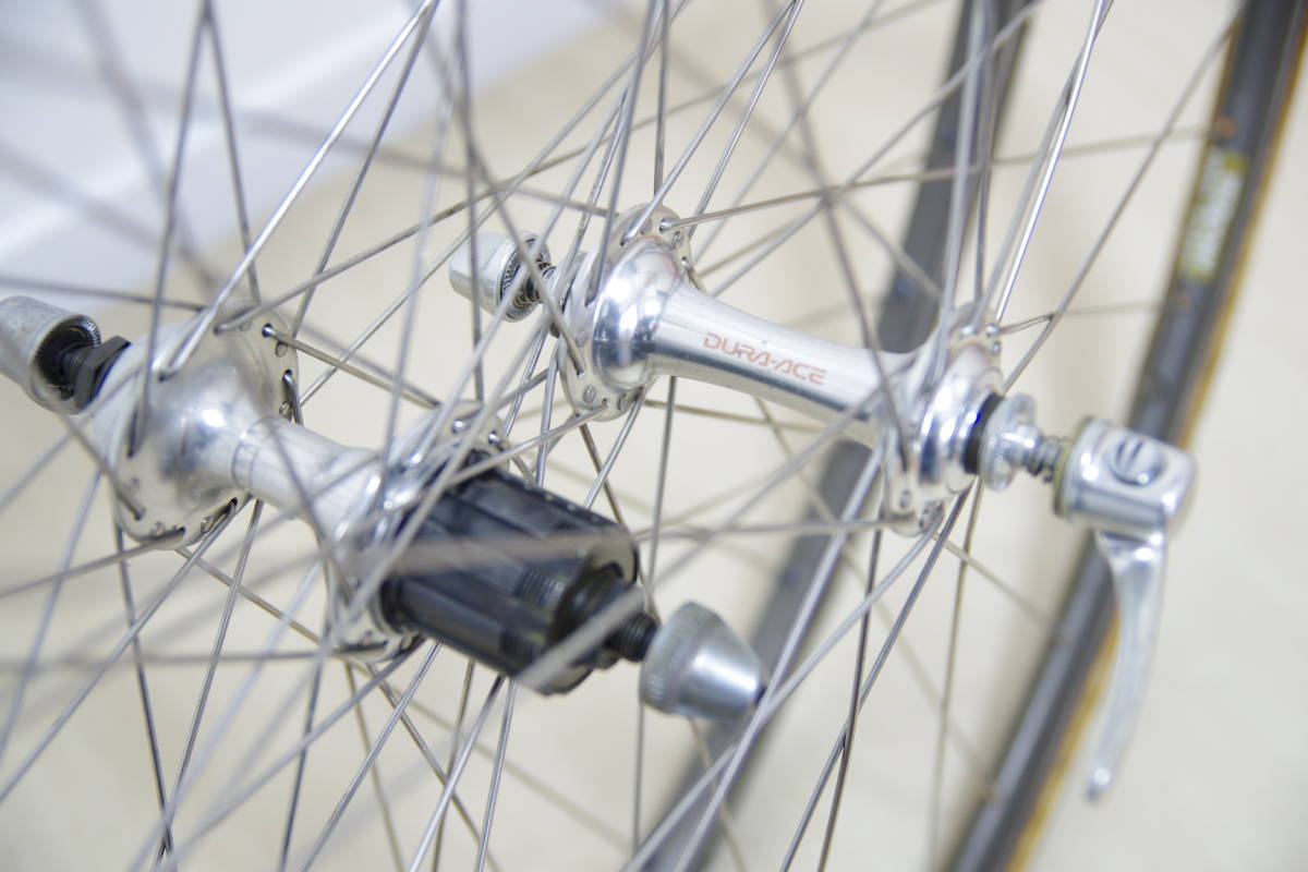 【人気，100%新品】 DURA-ACE HB7700/FH6400 ARAYA AERO1 WORLD CHAMPION 前後ロードホイールセット(27インチ、700C)｜売買されたオークション情報、yahooの商品情報をアーカイブ公開 - オークファン ホイール（完組、手組）