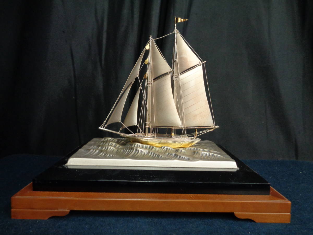 ヨット 置物 STERLING 925 金属工芸 ガラスケース付 金属工芸 【T4 SILVER970 ヨット 帆船 105g ガラスケース付き】 Yahoo