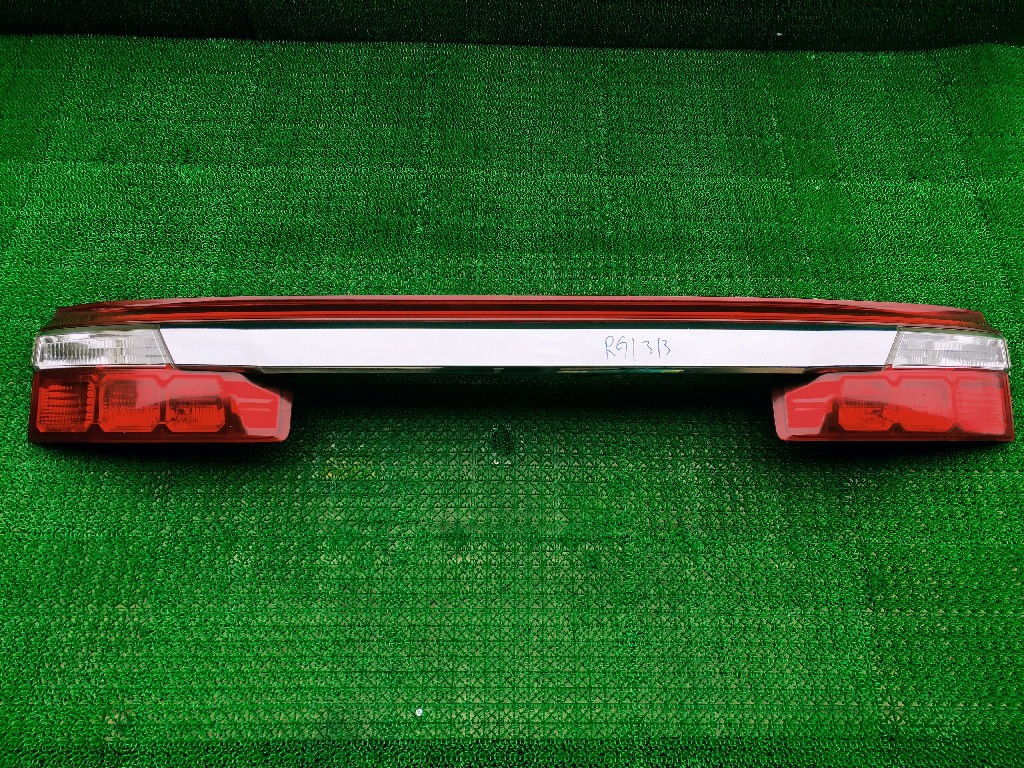 ホンダ 純正 RG1 RG2 RG3 ステップワゴン 後期 リア フィニッシャーパネル リア　ガーニッシュ