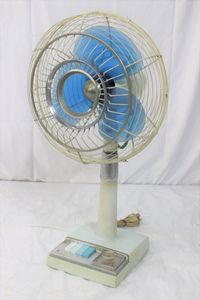 昭和レトロ NATIONAL 扇風機のYahoo!オークション(旧ヤフオク!)の相場