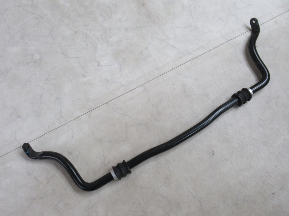 20111425】日産NV350キャラバン(E26)純正フロントスタビライザー中古品  