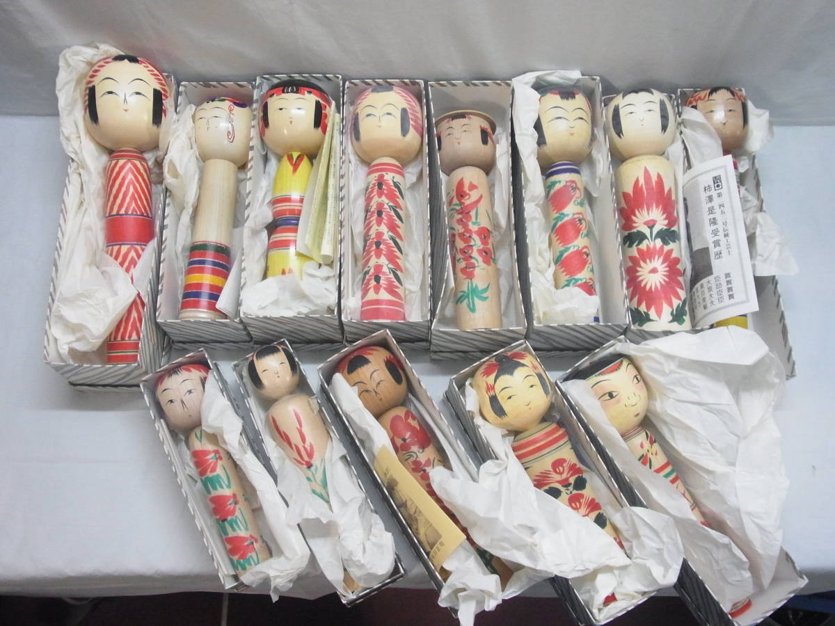 蔵王 こけし レトロ 宮城伝統こけし 世界一の展示数 宮城伝統蔵王こけし