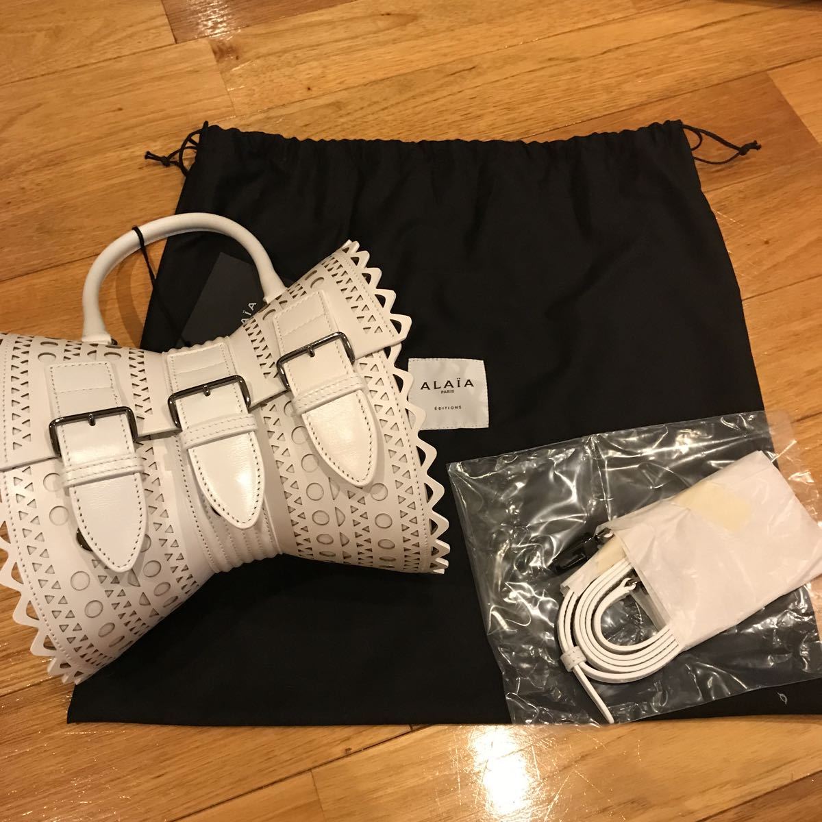 1円 新品未使用品 ALAIA アライア カットワークレザー CORSET 