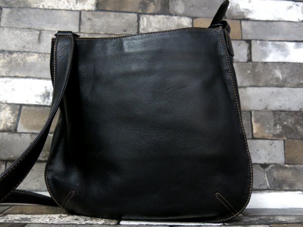 【美品】キタムラ　ウォータープルーフ　レザーショルダーバック 新品未使用】キタムラ ウォータープルーフ ショルダーバッグ - メルカリ