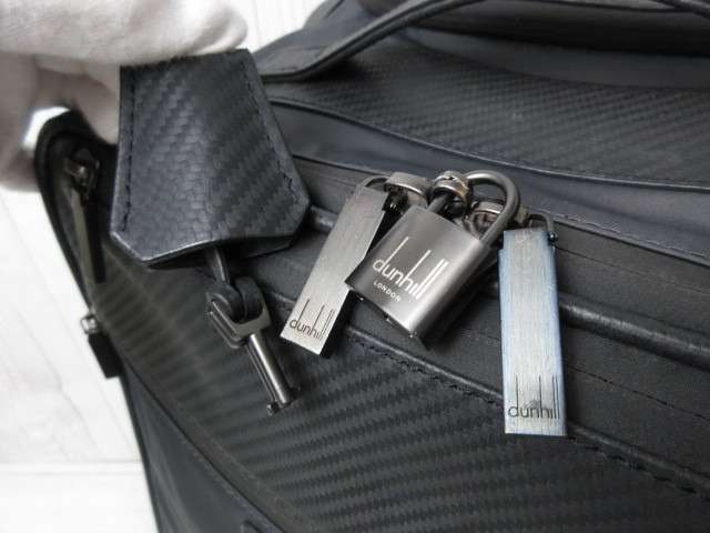 Dunhill ダンヒル DUNHILL トート 超大 ダンヒルのレザーコレクションには英国紳士の端正な魂が宿る──特集 美品 dunhill ダンヒル キャリー バッグ ナイロン×レザー 黒 A4収納可 メンズ
