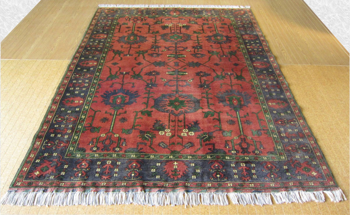 ペルシャ絨毯 147×102cm ナイン産 ウール ⁄ シルク メダリオン