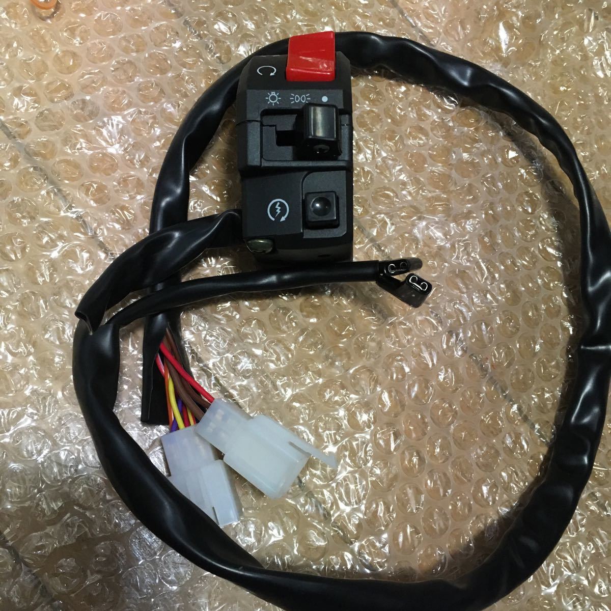 CUSCO VSCC スイッチ付き配線 jb74で使用。 JB64ジムニーにクスコのVSC