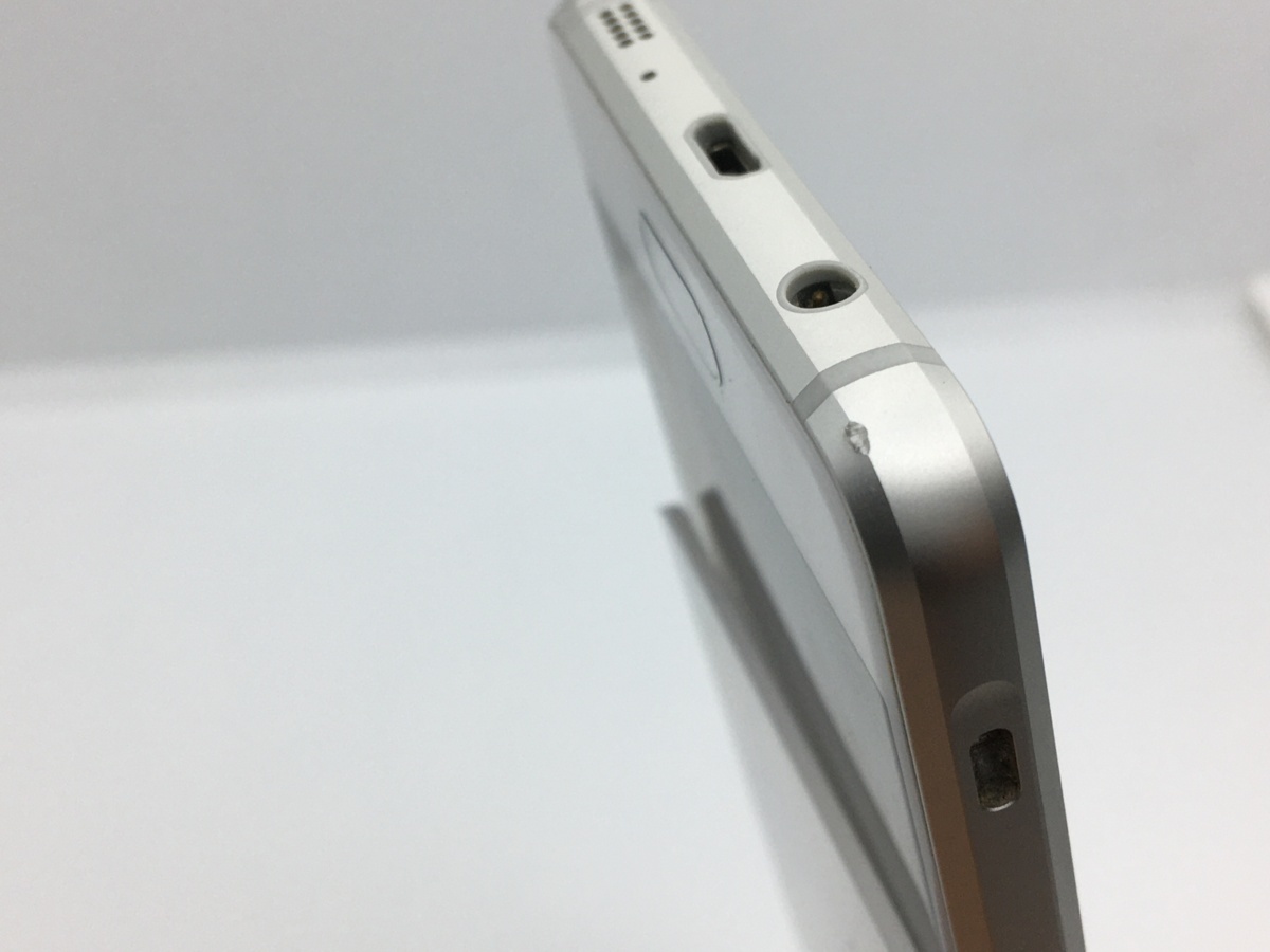 【中古・ジャンク】 Googleロック品　サムスン Galaxy Feel SC-04J docomo ホワイト NW利用制限○ 本体 1_5