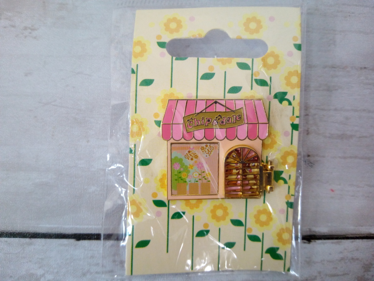 ディズニー 【未開封品】ストア ピンバッジ チップ＆デール フラワー