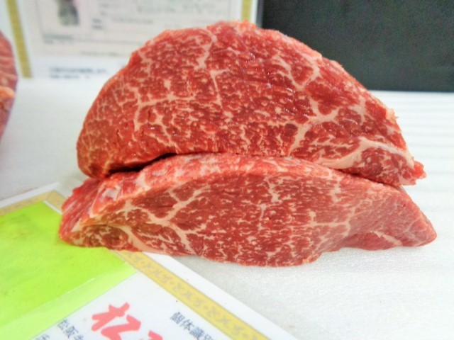 松阪牛A５牝 超特とうがらし（４分割） １，９４ｋｇ