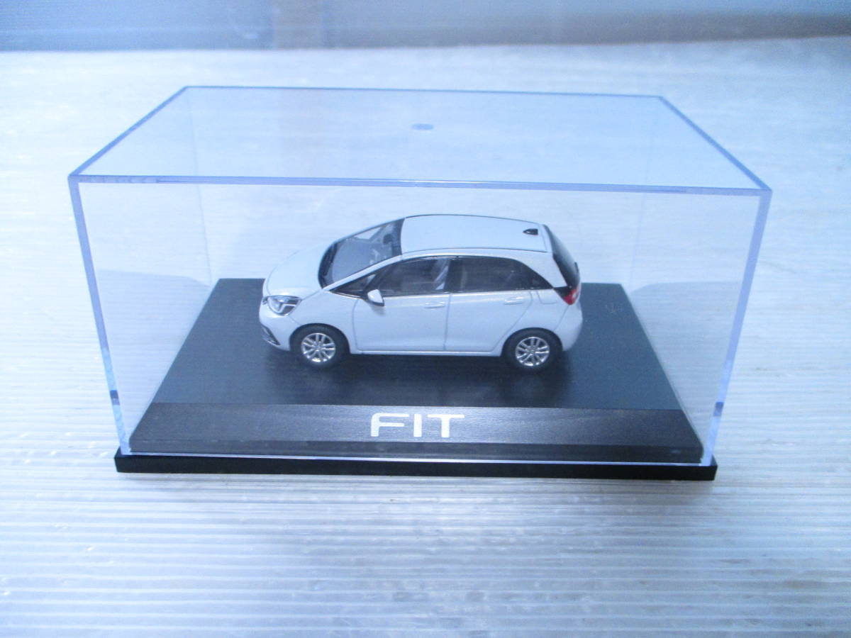 送60 1円 カラーサンプル 1 43 ホンダ フィット パールホワイト ミニカー Fit Honda 車 ホワイト 乗用車 売買されたオークション情報 Yahooの商品情報をアーカイブ公開 オークファン Aucfan Com