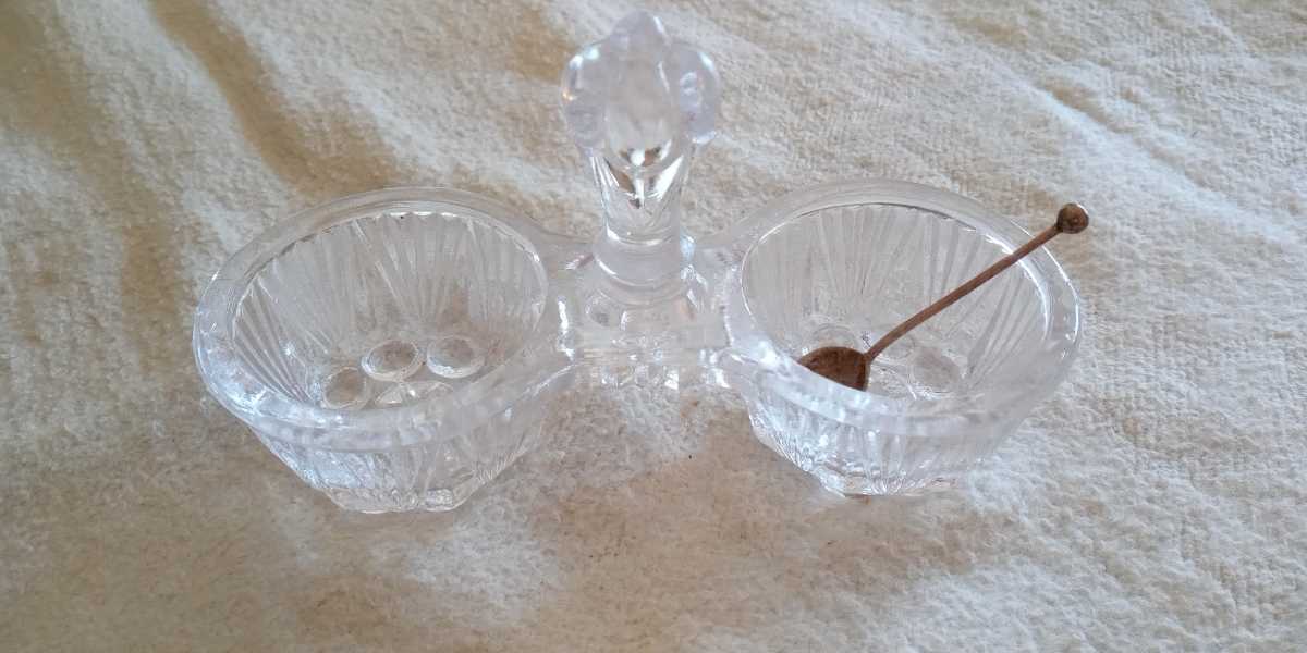赤字超特価，お買い得 フランス アンティーク ガラス ソルト&ペッパー 塩コショウ入れ 調味料 小匙(缶)｜売買されたオークション情報、yahooの商品情報をアーカイブ公開 - オークファン 缶