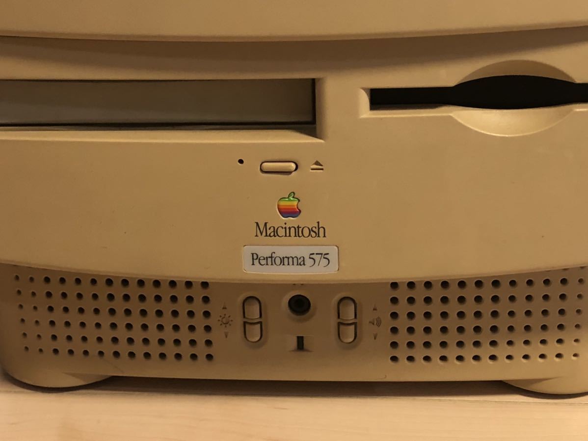 Macintosh Performa 575 Apple マッキントッシュ CLASSIC マック