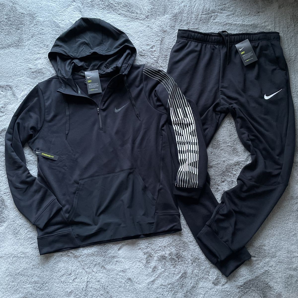 ナイキ ウィンドブレーカー 上 パーカー ドライフィット スポーツウエア レディース Xlサイズ ブラック Nike 国内正規品 ナイキ ウィンドブレーカー 上 パーカー ドライフィット スポーツウエア レディース Xlサイズ ブラック Nike 国内正規品