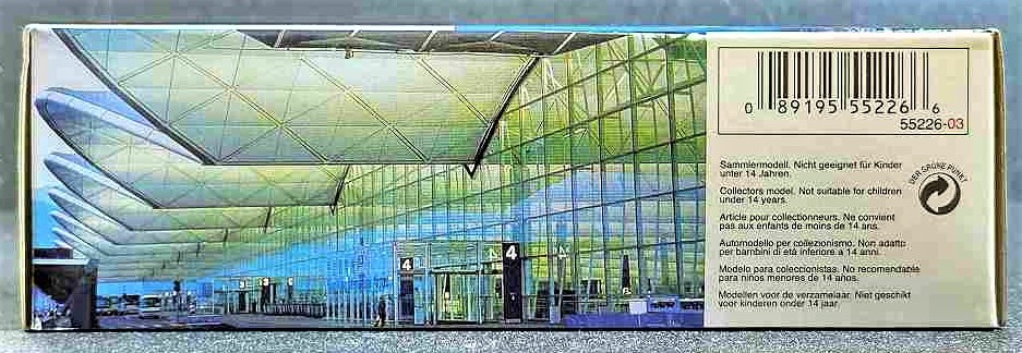 [ Dragon Wings ]　1:400　Premiere Collection B747-412F Singapore Airlines Cargo (SQ)　　(#55226) _3