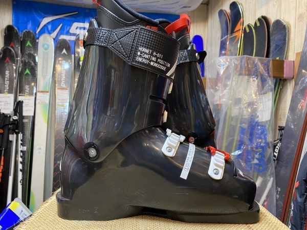 スキーブーツ AVIRIVA アビリーバ Hornet 130 23.5 新品 【公式通販】