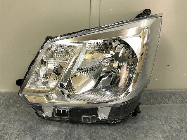 LA150 ムーブ ヘッドライト 右側 R ムーヴ ダイハツ DBA-LA150S 右