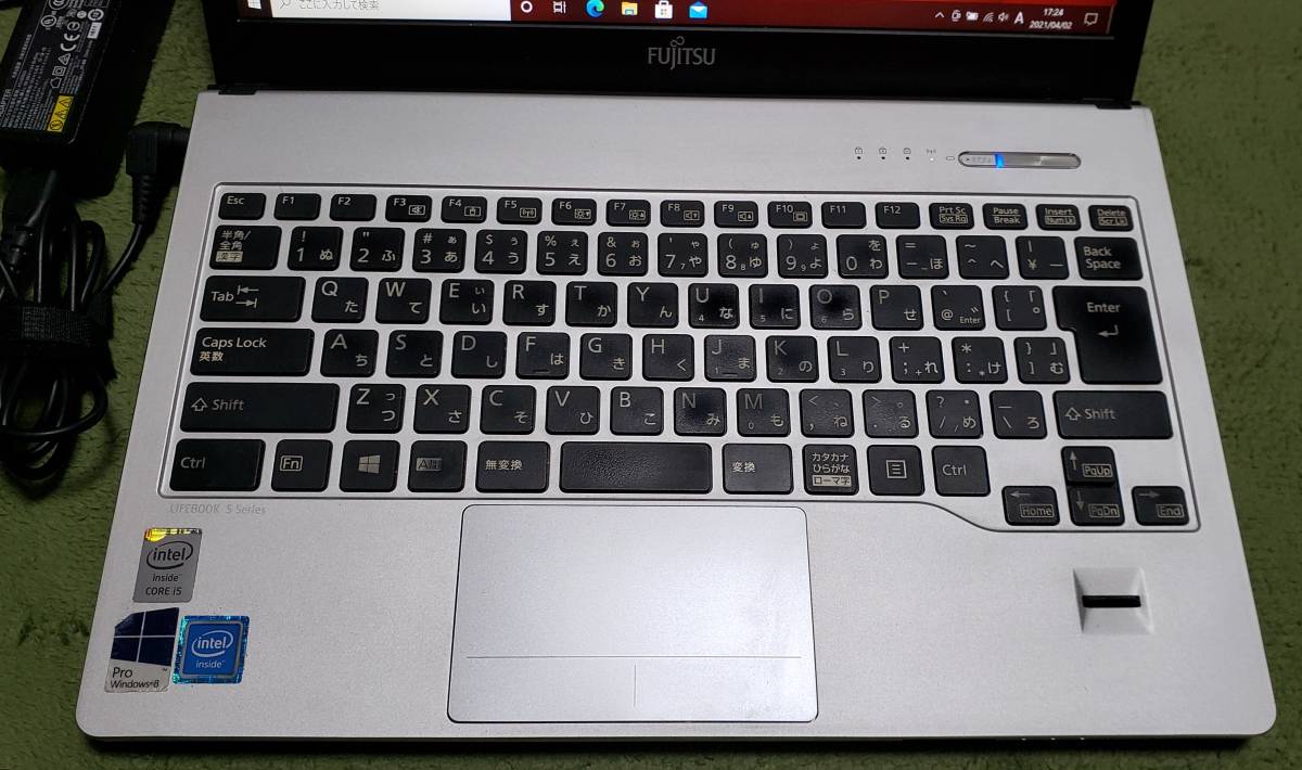 送料無料 ☆ 富士通 LIFEBOOK S904/J ☆ Windows10 / SSD 256GB / Core