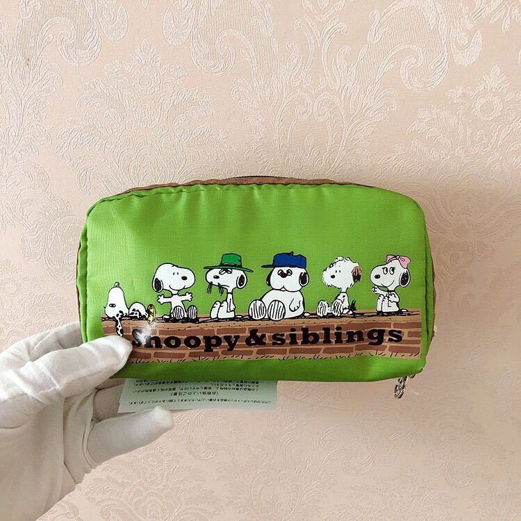 ☆週末セール☆ 新品 スヌーピー ピーナッツオールスター ポーチ 