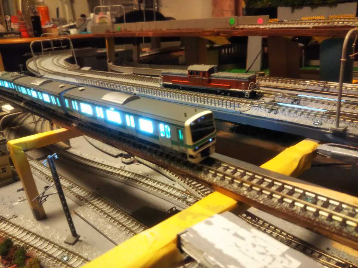 TOMIX-HO E231系 常磐線 7両(USED)室内灯無し TOMIX-HO E231系 常磐線