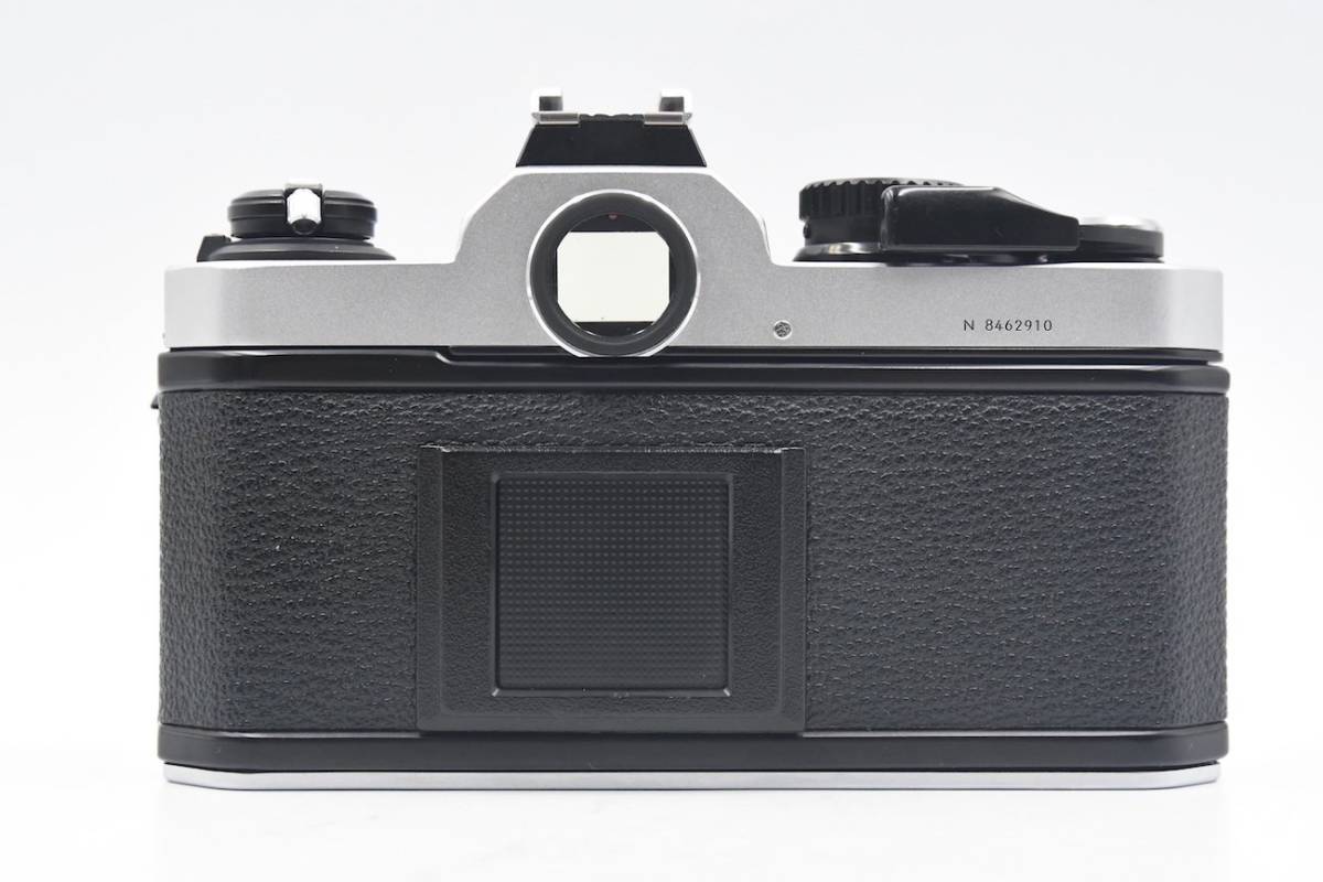 美品 NIKON NEW FM2 シルバー フィルム　モルト新品交換済 C672 Nikon ニコン NEW FM2 後期 シルバー ボディ MF一眼レフ フィルムカメラ