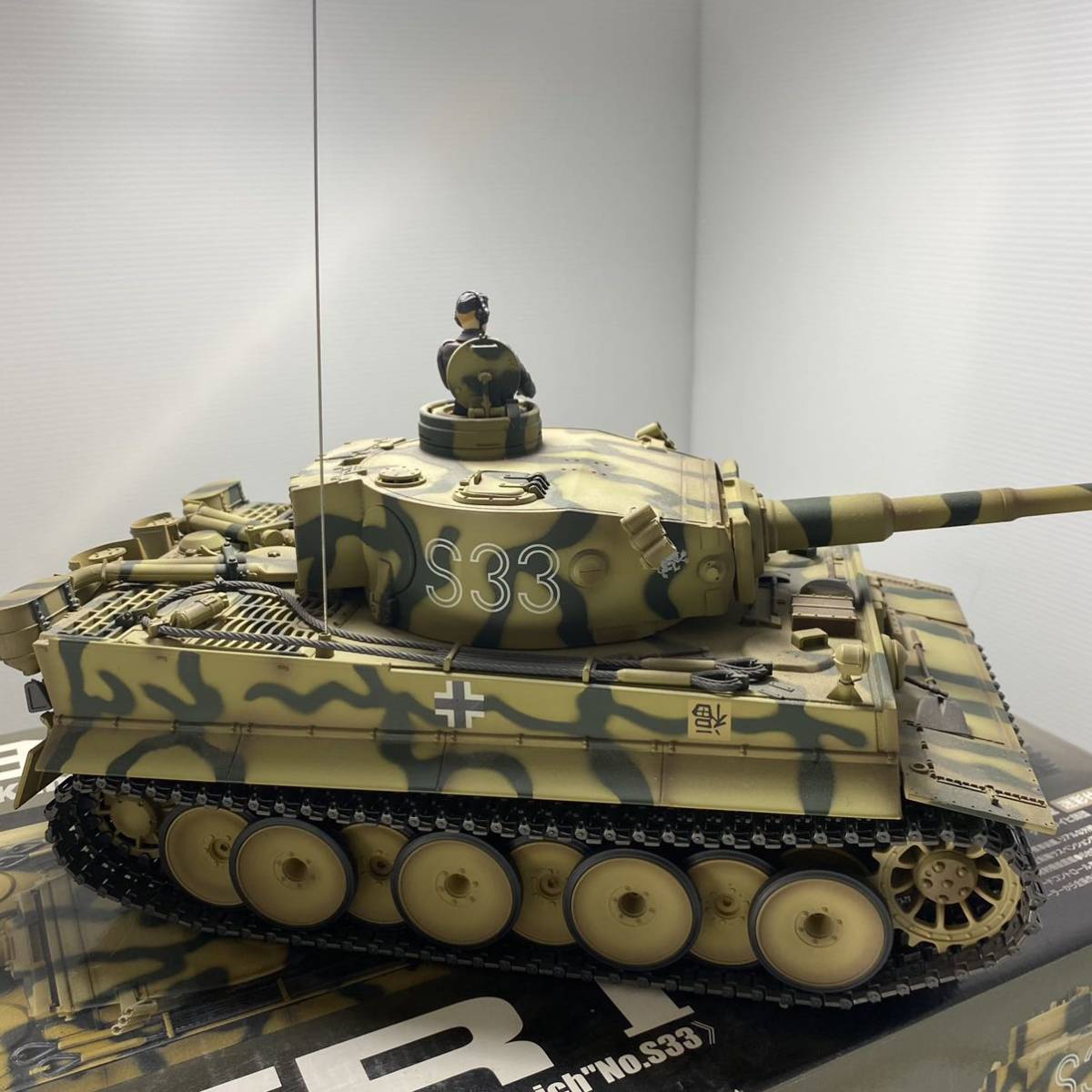 東京マルイ バトルタンク RC TIGER I 迷彩 タイガー 初期型