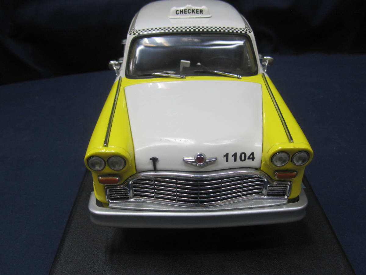 1⁄18 チェッカー Taxi | タクシーキャブ Checker Cab garage