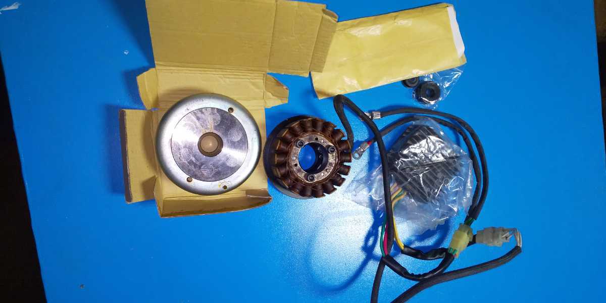 CB750F RC04用強化ジェネレーターキット 購入後未使用保管品 アウター 