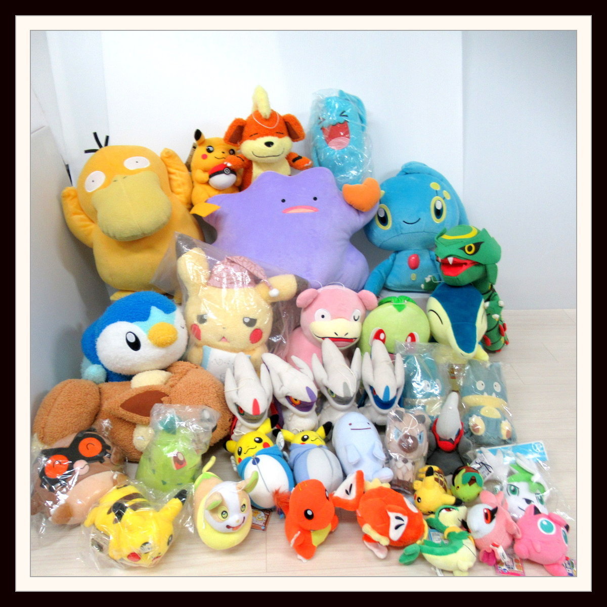 ポケモンぬいぐるみ　大量セット　40点　まとめ売り　初期〜第四世代 超大量☆初期 レア 多数 ポケモンぬいぐるみ セット☆40 ぬいぐるみ