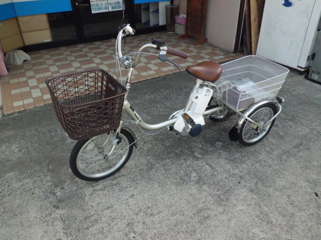 Panasonic【電動アシスト付き】三輪自転車 ビビライフ【BE-ELR832T】18 