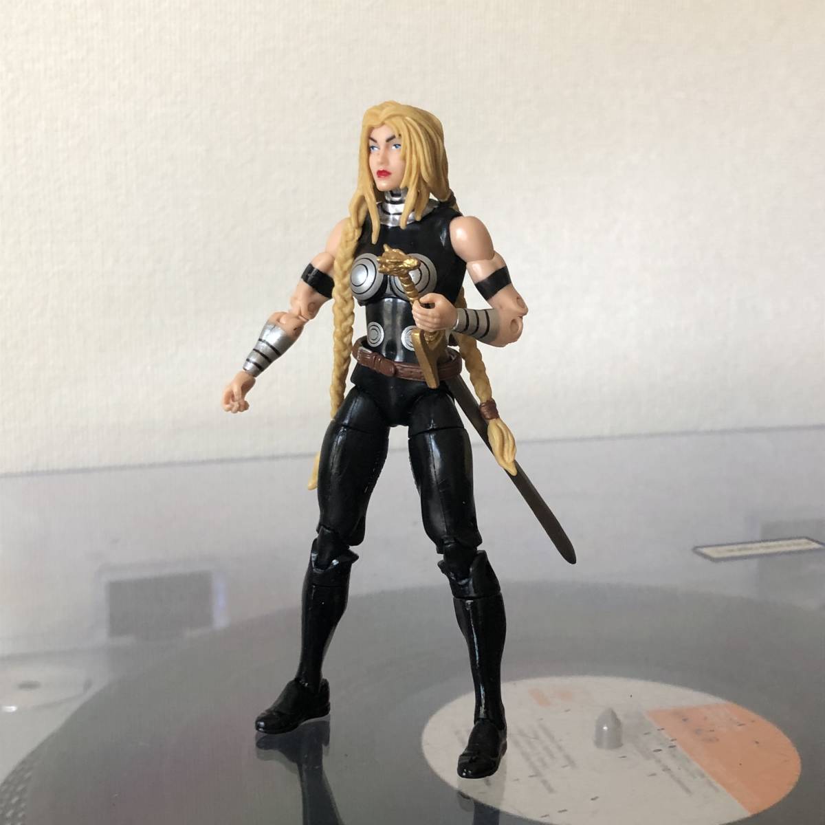 Valkyrie Thor Legends Marvel and & Figure Hasbro : Action King