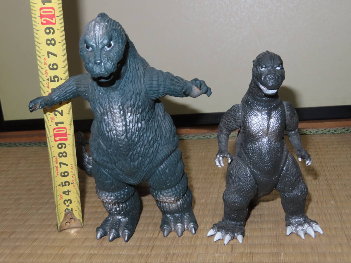 バンダイ 1983 ゴジラ グレートモンスターDXと他合わせて2点 ソフビ 