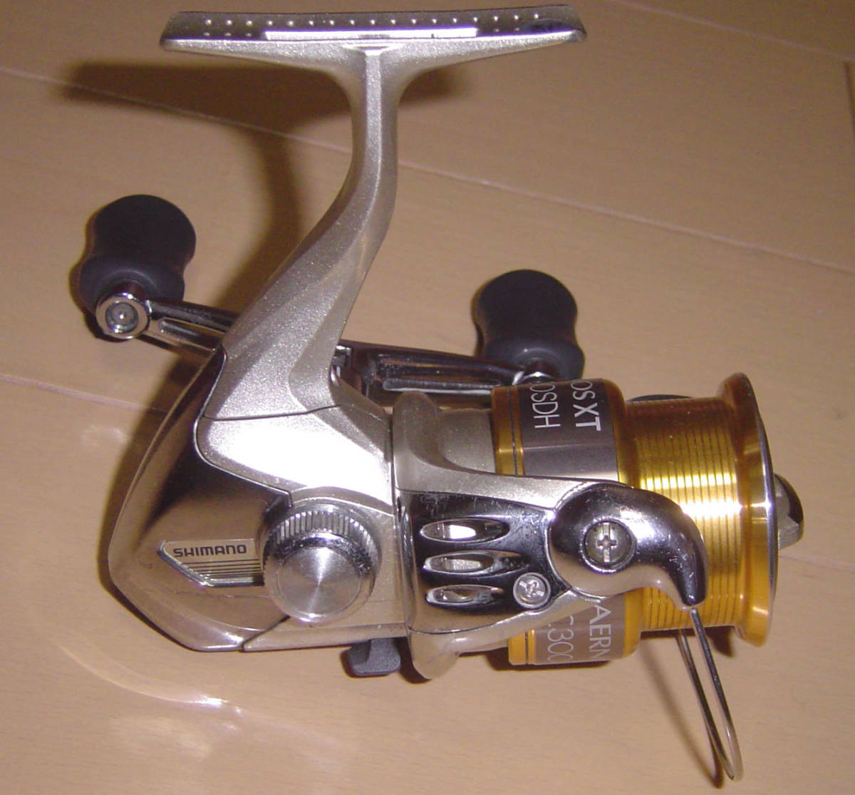 シマノ 12 エアノス Xt C3000sdh ダブルハンドル Aernos シーバス エギング サビキ ちょい投げ ファミリーフィッシング シマノ 売買されたオークション情報 Yahooの商品情報をアーカイブ公開 オークファン Aucfan Com