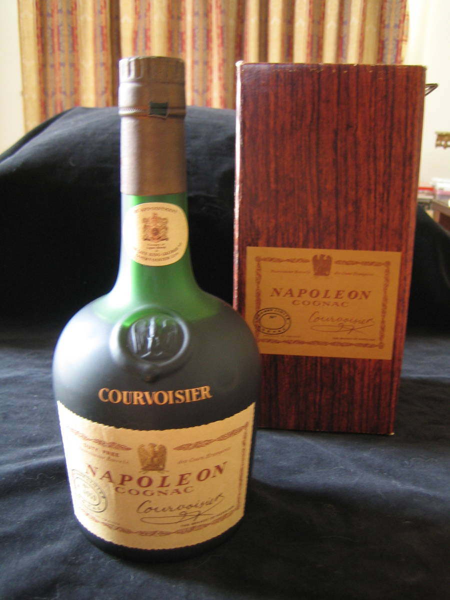 Cognac Courvoisier Napoleon Champagne Fine - Le Napoléon de Old