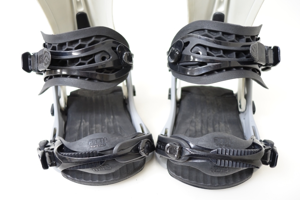 FLUX GS スノーボード ビンディング 黒 レディース Amazon | FLUX フラックス スノーボード ビンディング DS 24-25 モデル