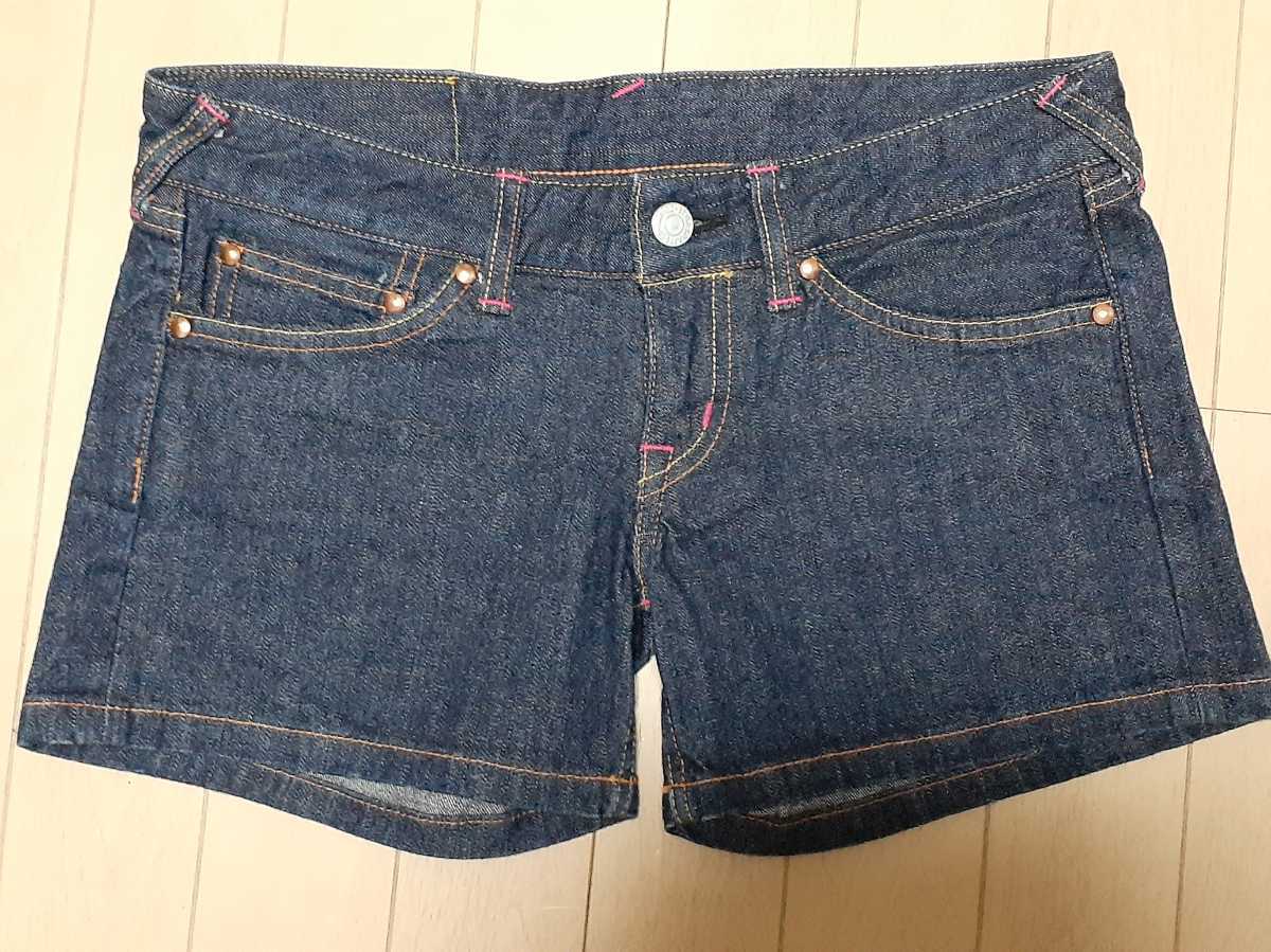 美品！EVISU デニムショートパンツ カモメ 26インチ donna レディース  