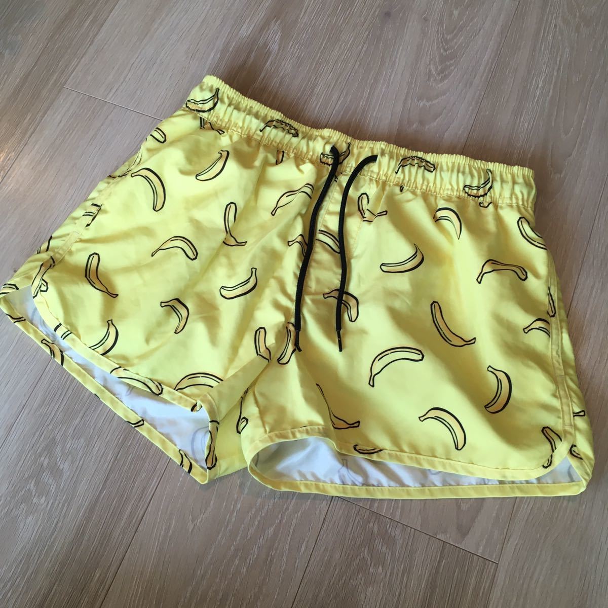 H M エイチアンドエム メンズ サイズ Mサイズ 裏メッシュ バナナイエロー黄色 スイム ショートパンツ 海パンパタゴニア サーフショーツ ボトムス 売買されたオークション情報 Yahooの商品情報をアーカイブ公開 オークファン Aucfan Com