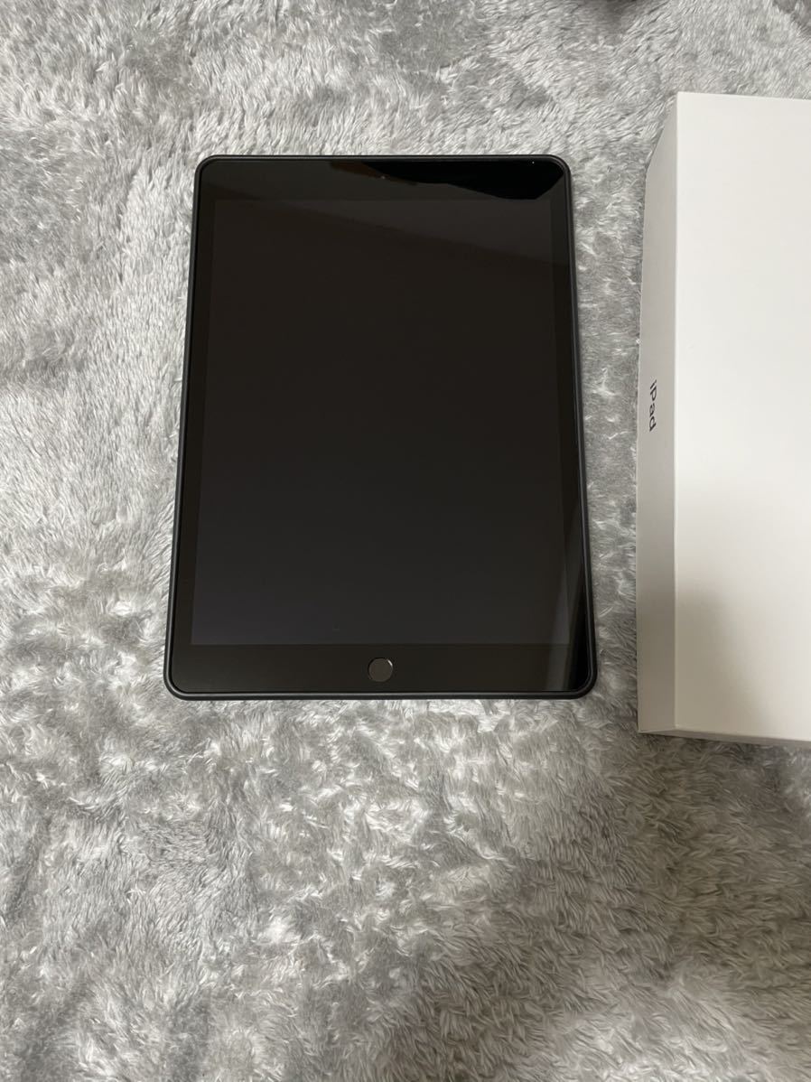 Apple iPad 第8世代 スペースグレー 美品オマケ付き♪ 【公式通販】