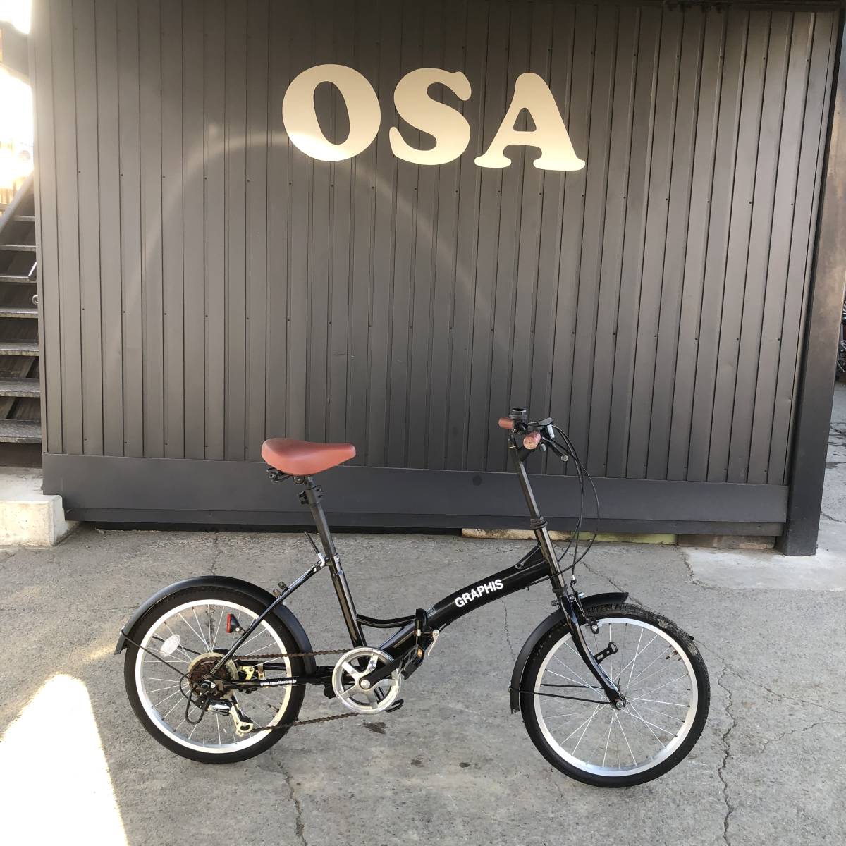 自転車 20インチ 6段変速 graphis 車速