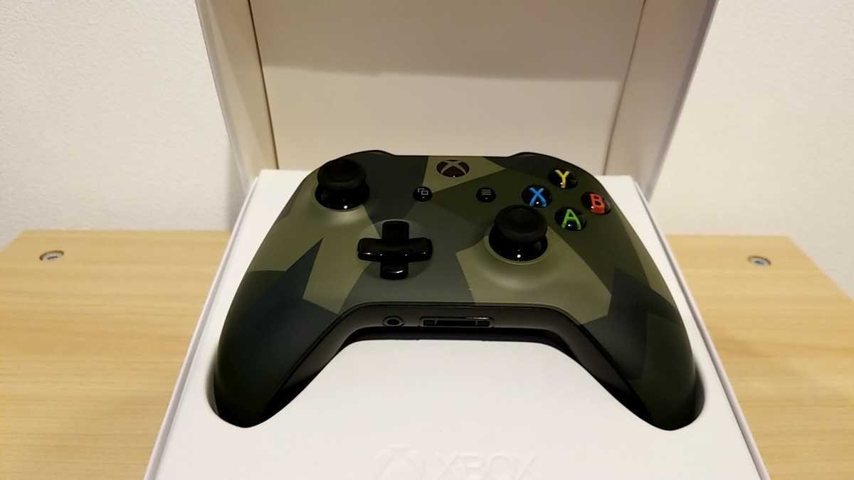 XBOX ワイヤレスコントローラー スペシャルエディション アームドフォーセスⅡ Wireless Controller ARMED FORCES Ⅱ Xbox コントローラー ワイヤレス Shadow) (Gold Xboxワイヤレスコントローラーに新色登場！その名も「ファントム